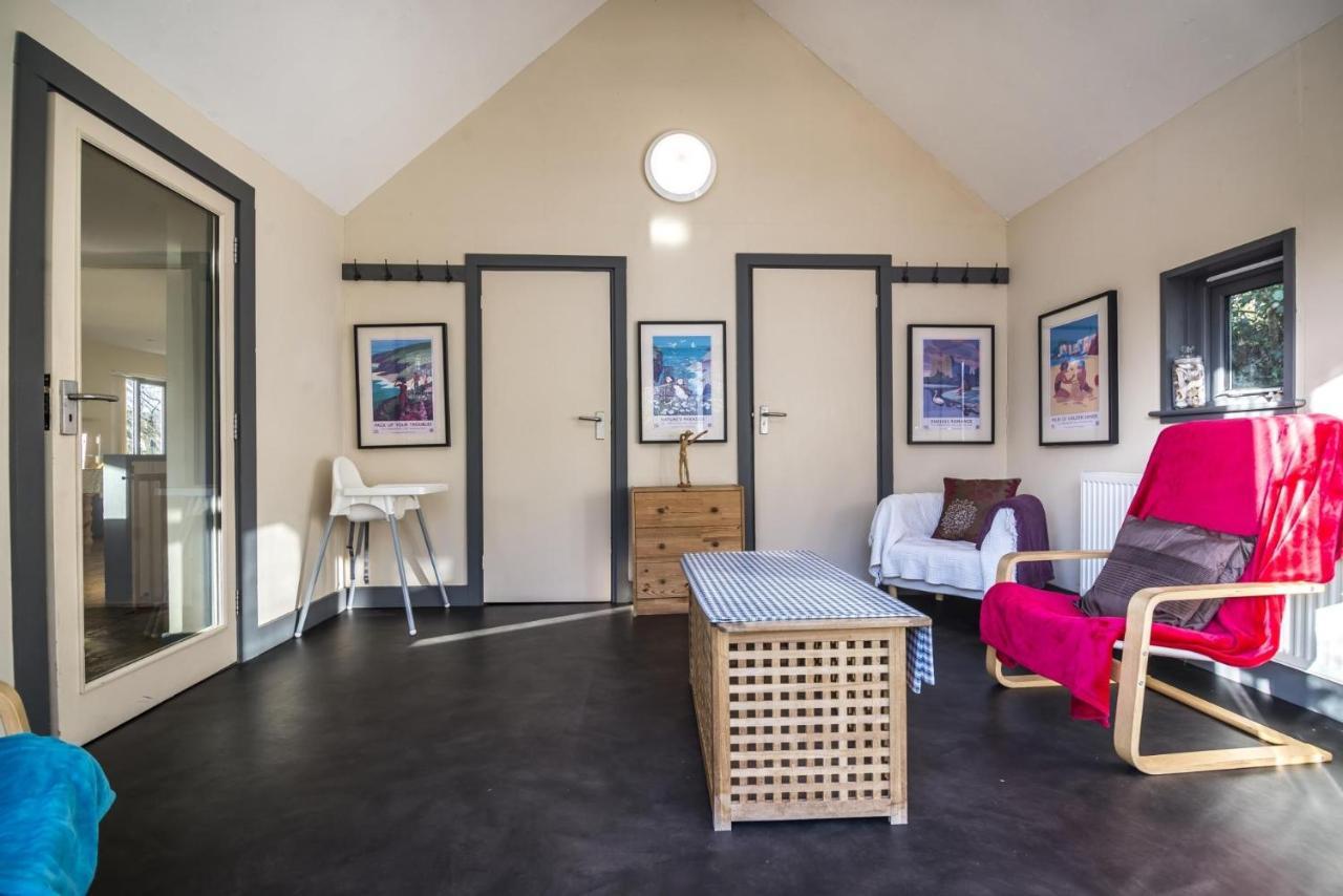 Rock Cottage - 3 Bedroom Holiday Home - ฟิชการ์ด ภายนอก รูปภาพ