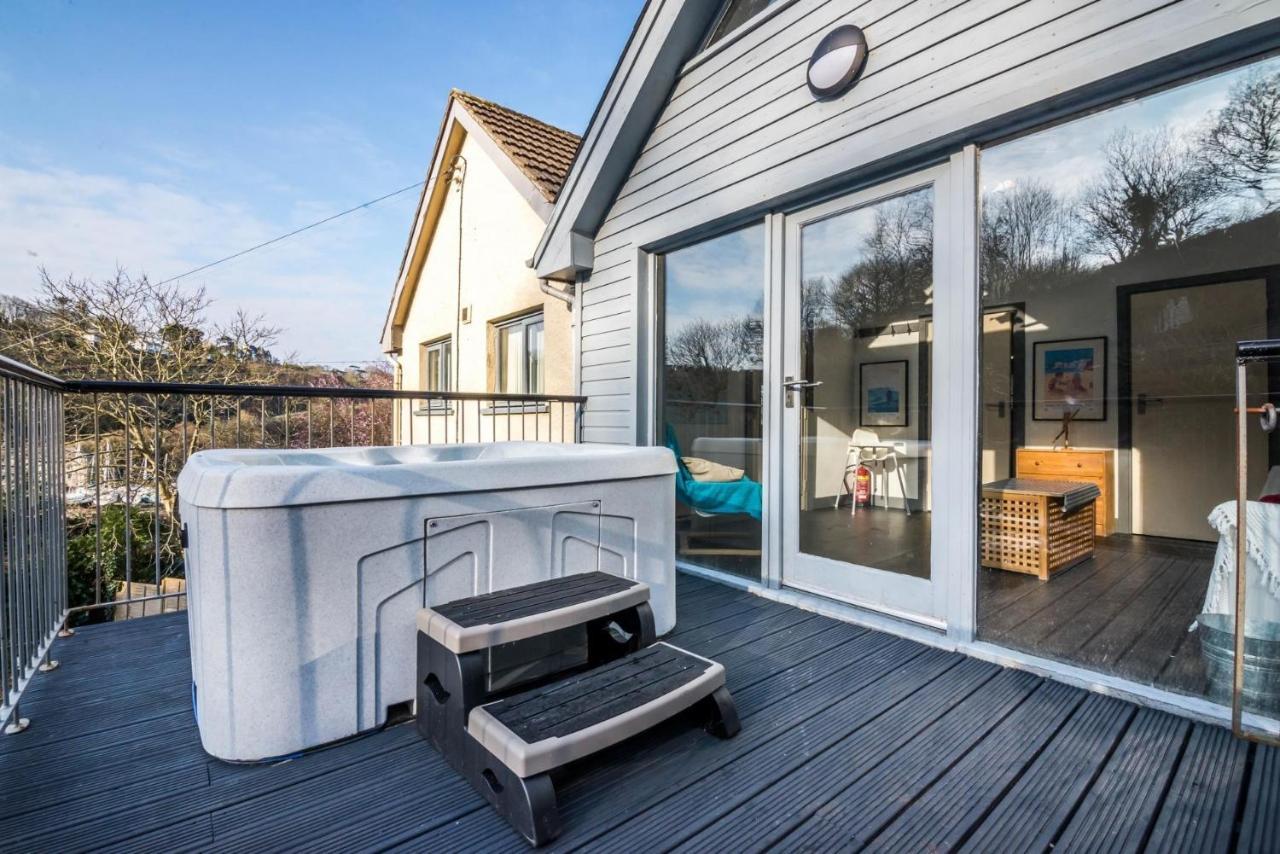 Rock Cottage - 3 Bedroom Holiday Home - ฟิชการ์ด ภายนอก รูปภาพ